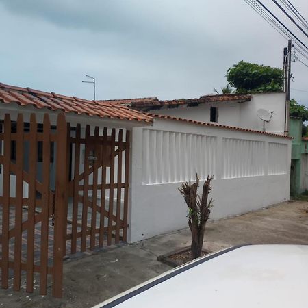 Itanhaem Pe Na Areia Itanhaém Exterior foto
